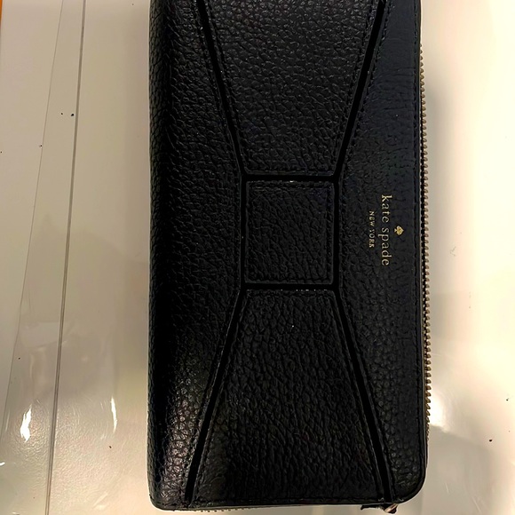 Kate spade wallet - Picture 1 of 6